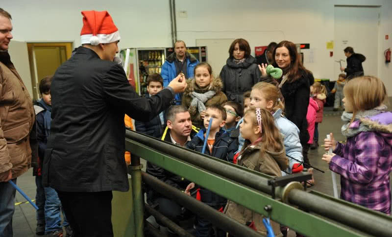 Mikołajki dla najmłodszych w firmie KAN
